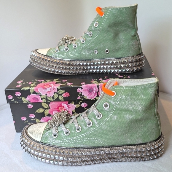 NIB Nan-ku Cruise Studded Hi Top Sneakers Aloe Light Gree Free People Sz 36 US 6 - Picture 1 of 8